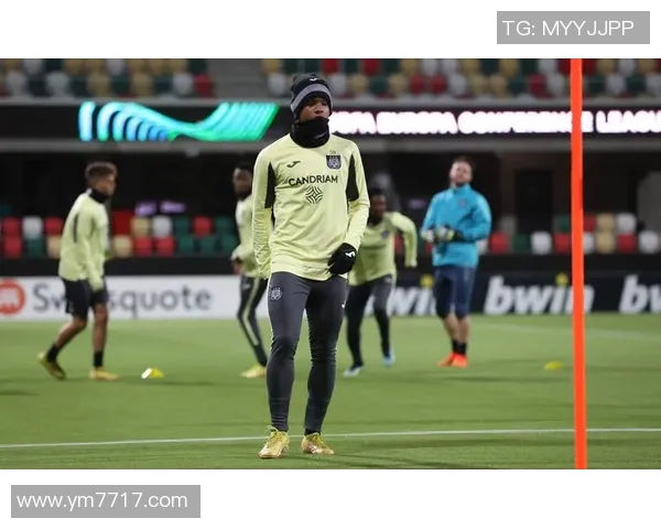 泰拿华斯巴达与安德莱赫特的激烈对决揭示足球战术的魅力与挑战